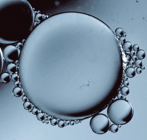 Vanishing interfacial tension measurement - a fast route to minimum miscibility pressure