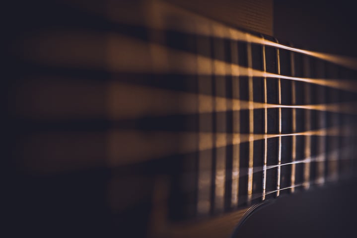 Single-harmonic vs multi-harmonic QCM-D – what is the difference?